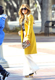 Filming_Idol_12-13-11_283329.jpg