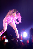 Jen_in_Madrid_Spain_281229.jpg
