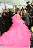 90909213_jennifer_lopez_12122018_07.jpg