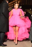 90909274_jennifer_lopez_12122018_65.jpg