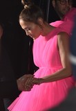 90909296_jennifer_lopez_12122018_88.jpg