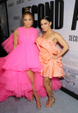 90909333_jennifer_lopez_12122018_122.jpg
