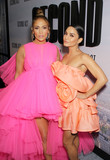 90909337_jennifer_lopez_12122018_125.jpg