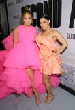 90909339_jennifer_lopez_12122018_126.jpg