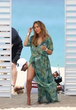 LIVEITUPJLO_2812729.jpg