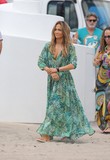 LIVEITUPJLO_283129.jpg
