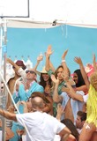 LIVEITUPJLO_283229.jpg