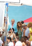 LIVEITUPJLO_284229.jpg