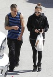 Leaving_the_Aroma_Cafe_281229.jpg