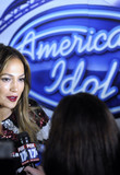 idol_jlo01A_28429.jpg