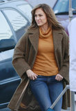 jlo_322_283229.jpg