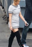 jlo_833_281129.jpg
