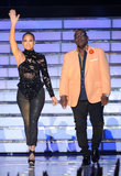 jlo_83732_28329.jpg