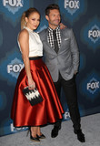 jlo_foxparty01A_282629.jpg