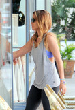 jlo_gym01A_281529.jpg