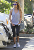 jlo_gym01A_282129.jpg