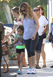 jlo_gym01A_283329.jpg