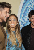 jlo_idolphotocall_01A_284529.JPG