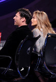 jlofinaleidol_show1_282929.jpg